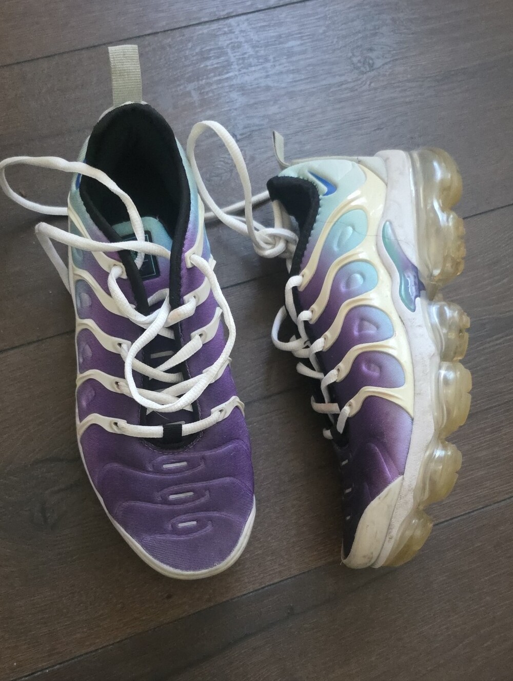 Nike VaporMax Plus Purple and Teal Gradient Sneakers Size 7